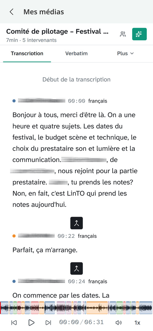 L'application mobile LinTO : la transcription de la même réunion sur téléphone